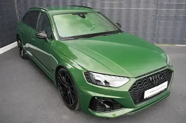 Gebraucht Audi RS4 Sport 450 PS (330 kW) 2021 Grün Kombi
