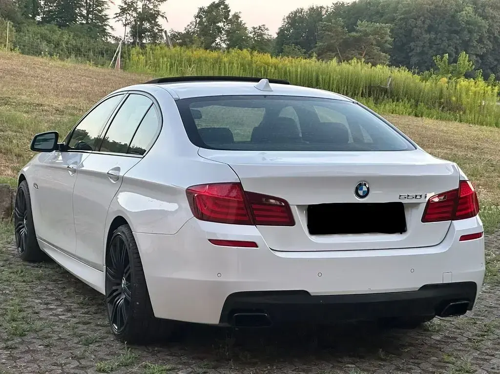 Gebraucht BMW 550 Performance 408 PS (300 kW) 2013 Weiß Limousine