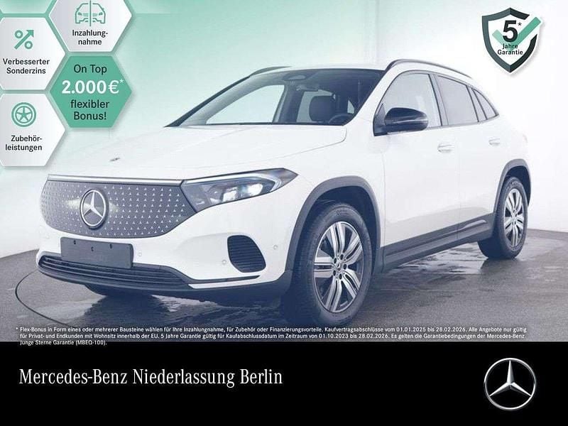 Weiß Gebraucht 2024 Mercedes EQA300 Electric Art SUV | 35.490 € (Superpreis) - Bild 1/3