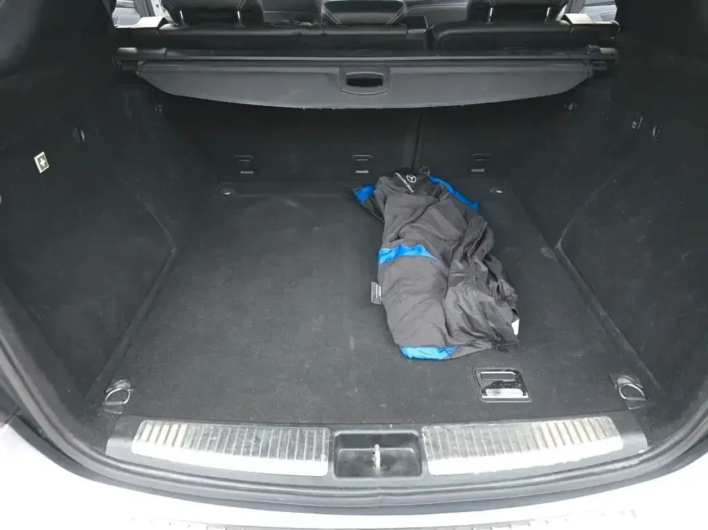 Gebraucht Mercedes ML350 211 PS (155 kW) 2010 Silber SUV