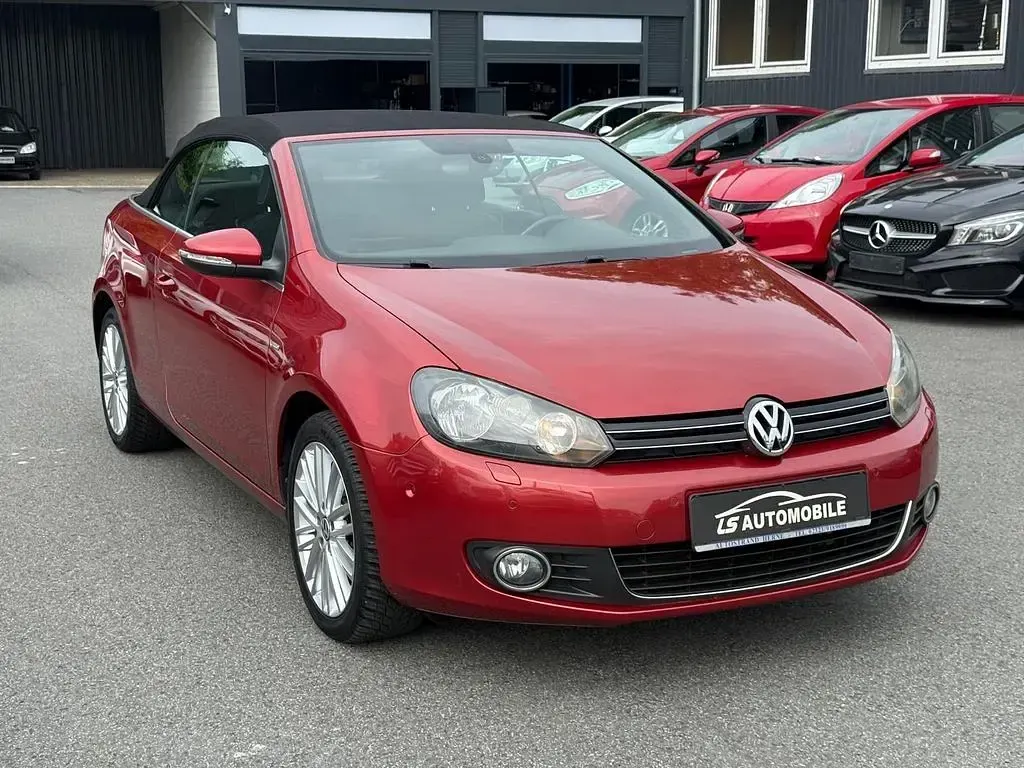 Gebraucht VW Golf Cabriolet Cup 105 PS (77 kW) 2014 Rot Cabrio