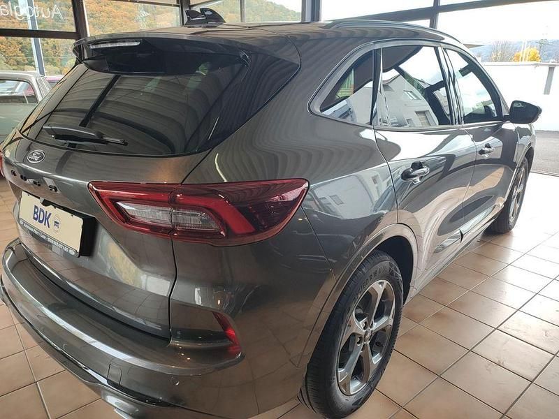 Neu Ford Kuga ST-Line 186 PS (136 kW) 2025 Grau SUV