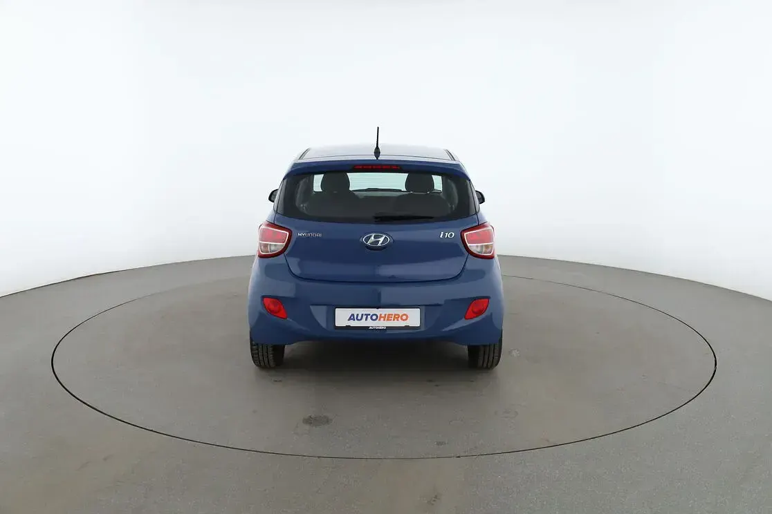 Gebraucht Hyundai i10 Style 87 PS (63 kW) 2016 Blau Kleinwagen