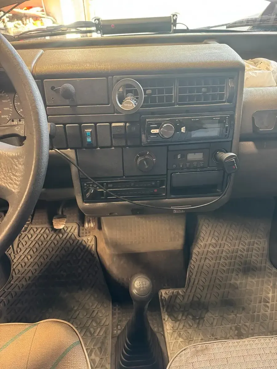Gebraucht VW T4 70 PS (51 kW) 1993 Schwarz Van