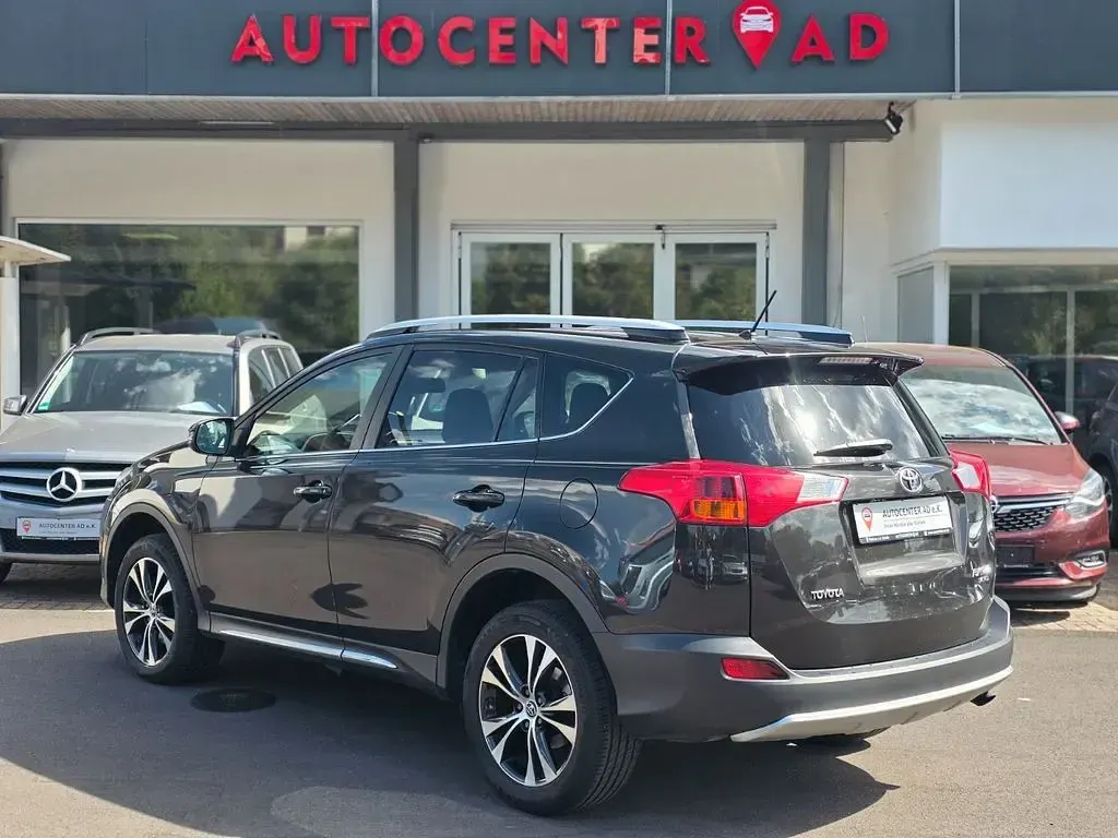 Gebraucht Toyota RAV4 Edition-S 150 PS (110 kW) 2015 Braun SUV