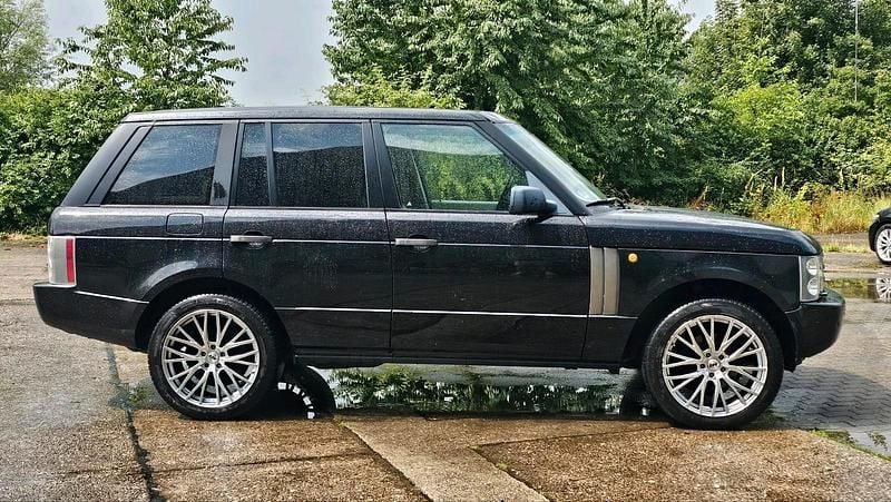 Schwarz Gebraucht 2004 Land Rover Range Rover SUV | 3.600 € (Superpreis) - Bild 1/4