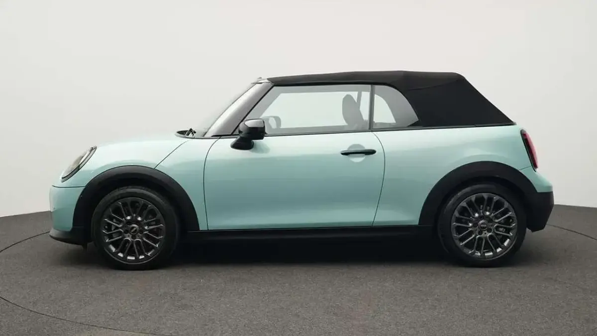 Gebraucht Mini Cooper Cabriolet Classic 163 PS (119 kW) 2025 Grün Cabrio