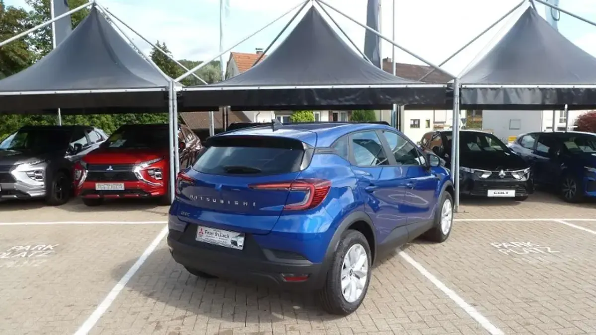 Neu Mitsubishi ASX Diamant Edition 114 PS (83 kW) 2026 Blau SUV