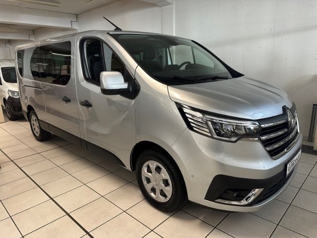 Kqa) (silber Neu 2024 Renault Trafic Life Van | 40.750 € (Guter Preis) - Bild 1/4