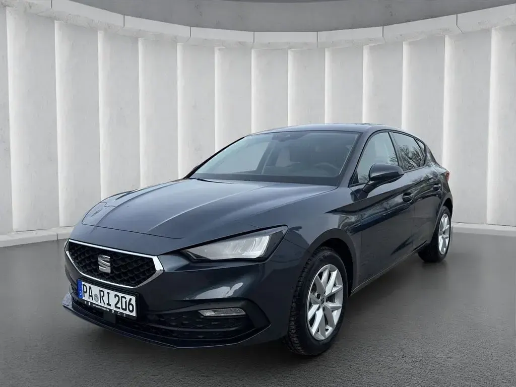 Gebraucht Seat Leon 150 PS (110 kW) 2026 Grau Limousine