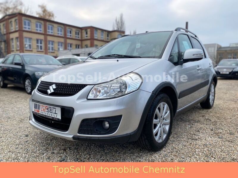 Silber Gebraucht 2012 Suzuki SX4 Style SUV | 9.955 € (Etwas zu teuer) - Bild 1/4
