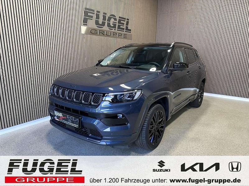 Blue shade metallic clear coat Gebraucht 2022 Jeep Compass SUV | 26.999 € (Teuer) - Bild 1/4