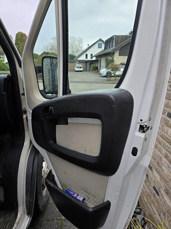 Gebraucht Peugeot Boxer 155 PS (114 kW) 2011 Weiß Van