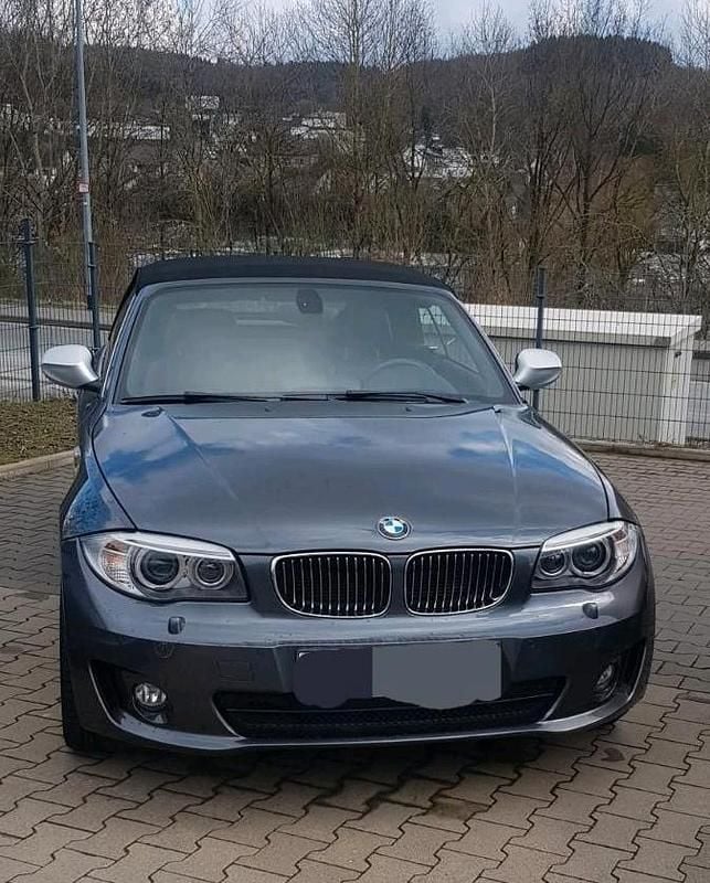 Grau Gebraucht 2012 BMW 120 Cabriolet Cabrio | 13.000 € (Etwas zu teuer) - Bild 1/4