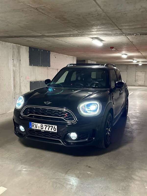 Schwarz Gebraucht 2017 Mini Cooper SD Countryman SUV | 20.000 € (Fairer Preis) - Bild 1/4