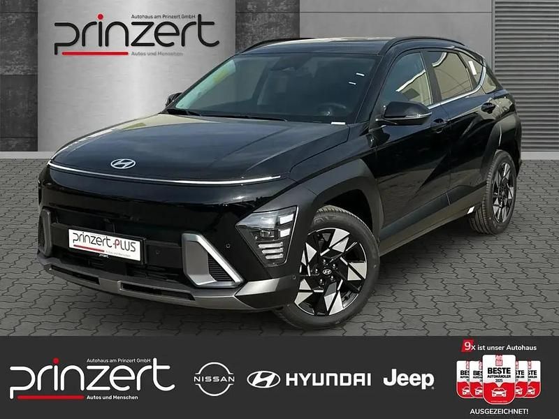 Abyss black Neu 2025 Hyundai Kona Prime SUV | 31.370 € (Fairer Preis) - Bild 1/1