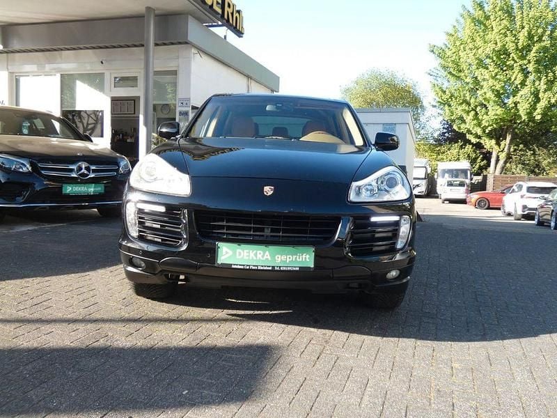 Second-hand Porsche Cayenne 290 CP (213 kW) 2008 Negru SUV