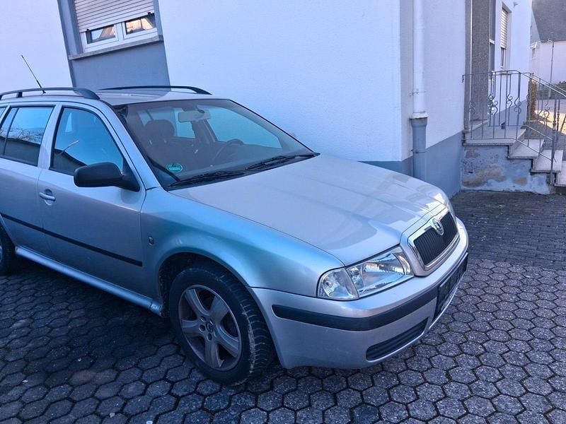 Gebraucht Skoda Octavia 102 PS (75 kW) 2004 Grau Kombi