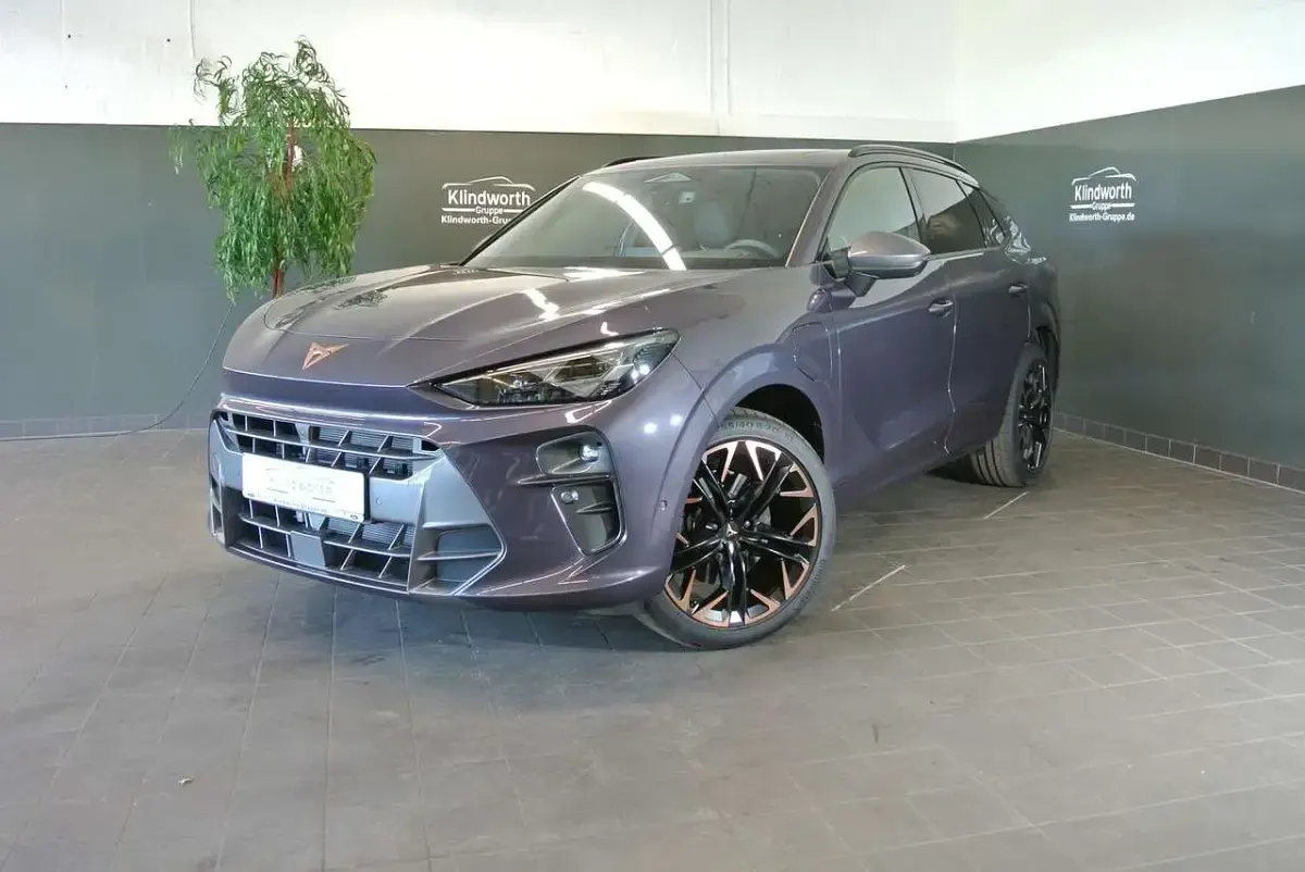 Używany Cupra Terramar VZ 272 KM (200 kW) 2024 Purpurowy SUV