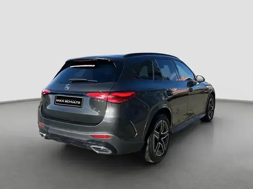 Gebraucht Mercedes GLC200 AMG 204 PS (150 kW) 2025 Grau SUV
