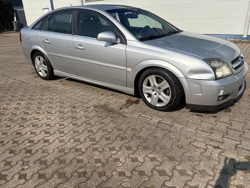 Gebraucht Opel Vectra 155 PS (114 kW) 2004 Silber Limousine