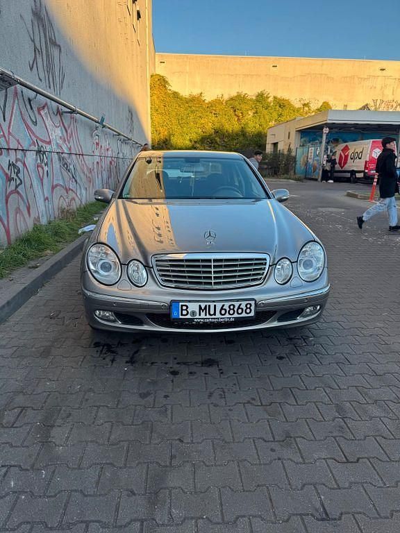Gebraucht Mercedes E280 Elegance 231 PS (169 kW) 2005 Beige Limousine