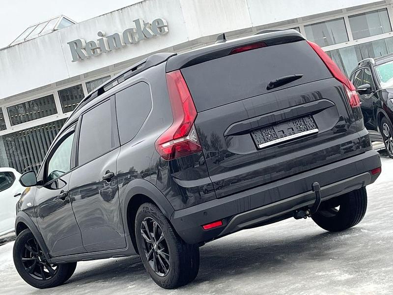Gebraucht Dacia Jogger 91 PS (66 kW) 2023 Schwarz Van / Kleinbus