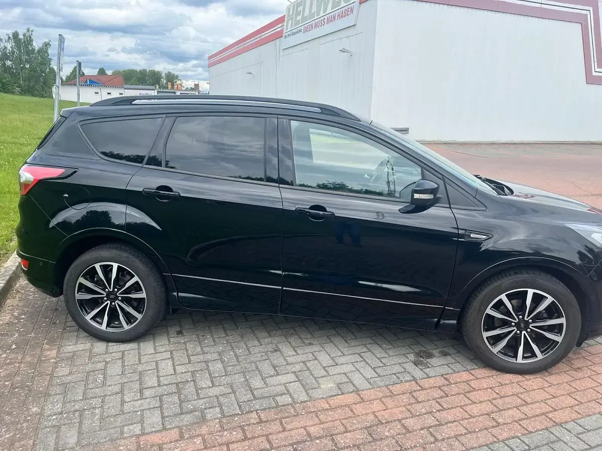 Gebraucht Ford Focus ST-Line 150 PS (110 kW) 2018 Schwarz SUV