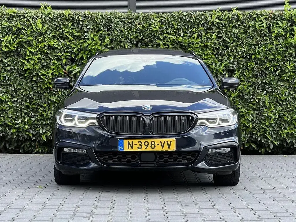 Gebraucht BMW 540 Executive 340 PS (250 kW) 2017 Schwarz Kombi