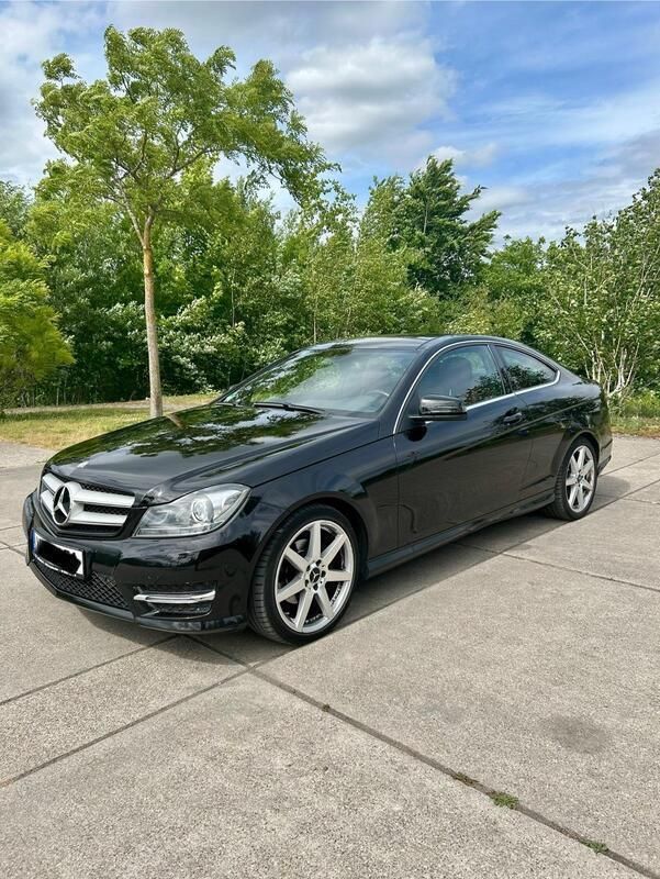 Schwarz Gebraucht 2014 Mercedes C250 Coupé | 14.750 € (Guter Preis) - Bild 1/4