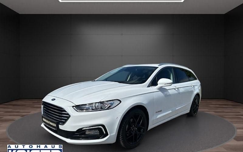 Weiß Gebraucht 2019 Ford Mondeo Kombi | 17.900 € (Guter Preis) - Bild 1/4
