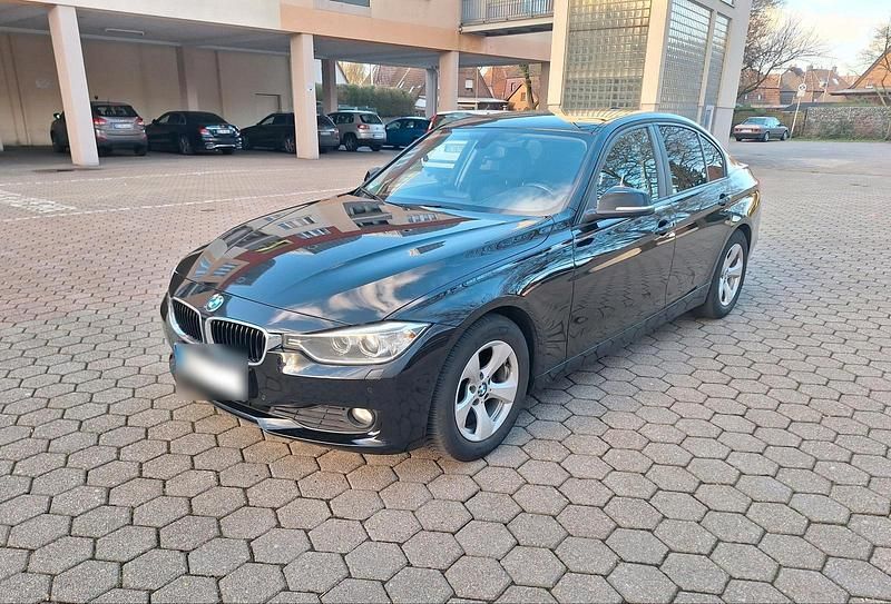 Gebraucht BMW 320 Efficient Dynamics 163 PS (119 kW) 2015 Schwarz Limousine