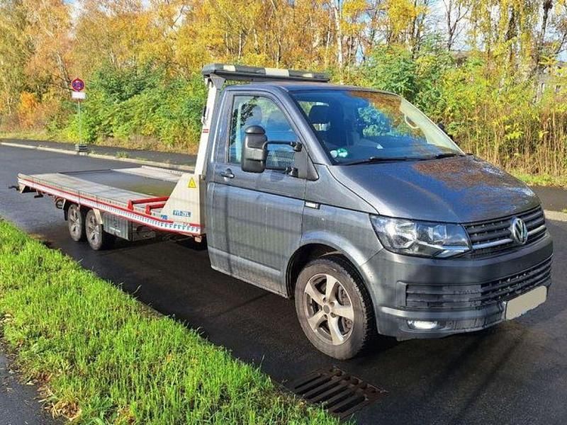 Gebraucht VW T6 204 PS (150 kW) 2019 Grau (metallic) Van