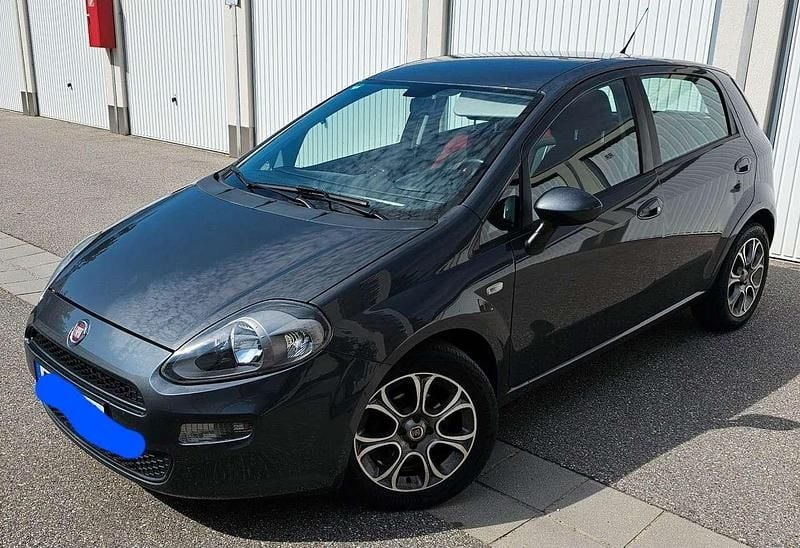 Gebraucht Fiat Punto Evo Sport 105 PS (77 kW) 2012 Grau Kleinwagen