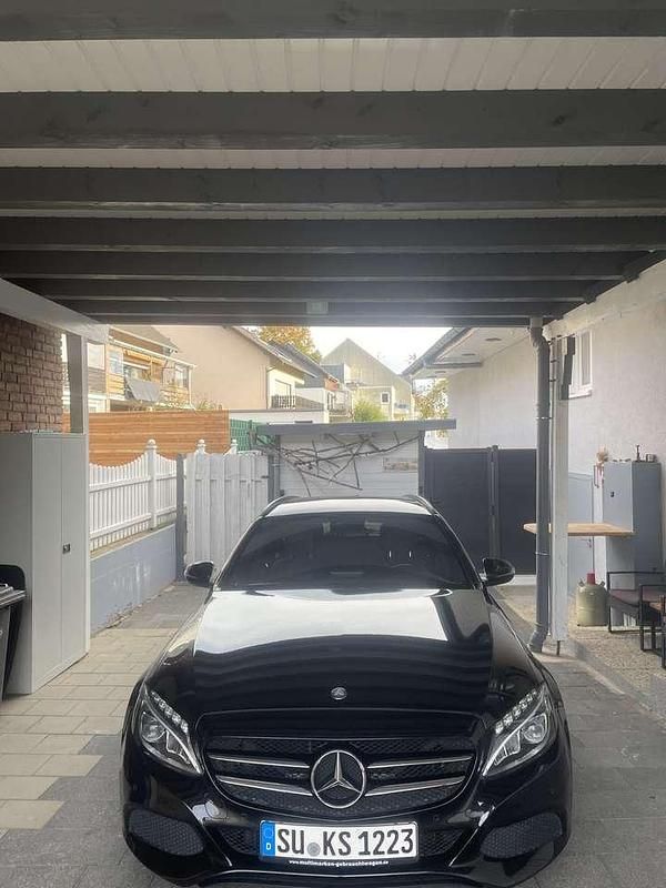Schwarz Gebraucht 2016 Mercedes C200 Avantgarde Kombi | 19.500 € (Fairer Preis) - Bild 1/4
