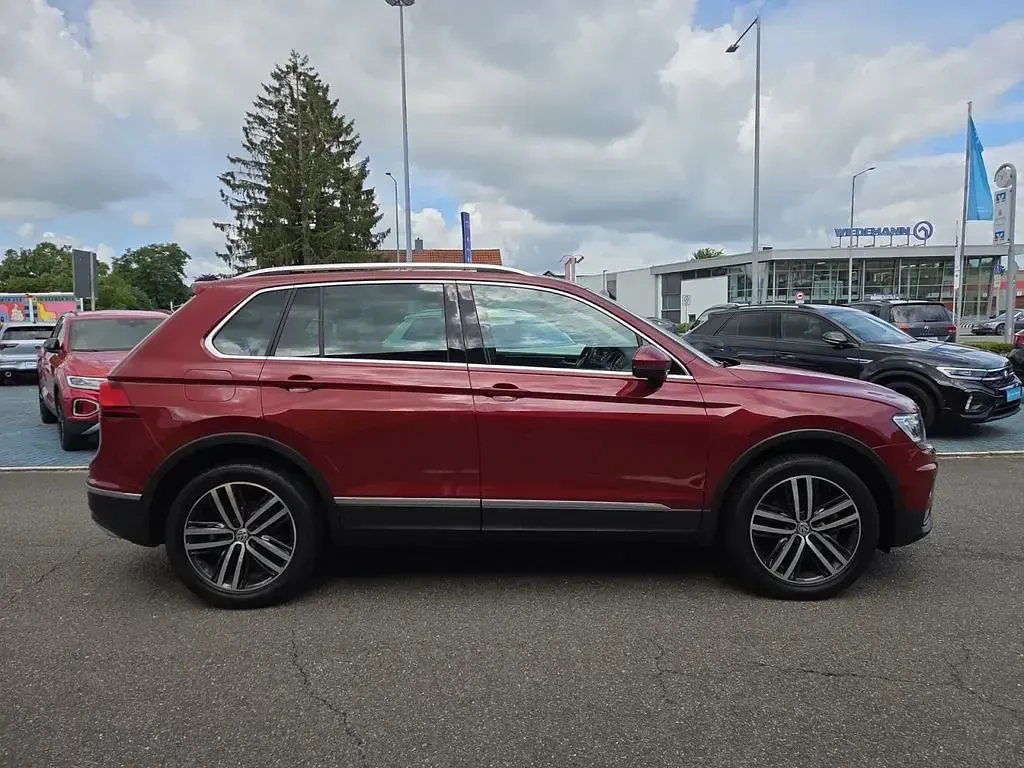 Gebraucht VW Tiguan Highline 230 PS (169 kW) 2019 Rot metallic SUV