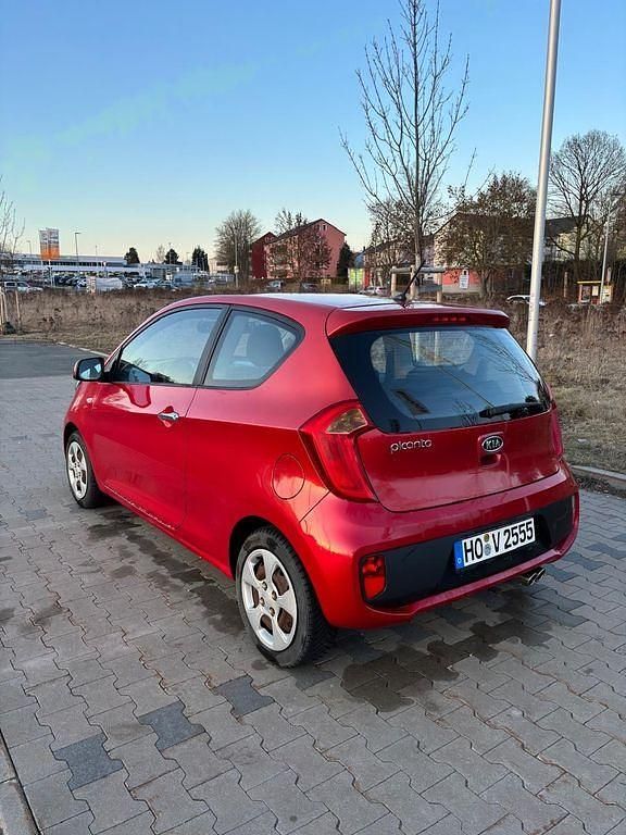 Gebraucht Kia Picanto 69 PS (50 kW) 2011 Rot Kleinwagen