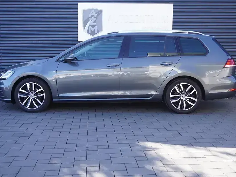 Gebraucht VW Golf VII Join 131 PS (96 kW) 2019 Grau Kombi