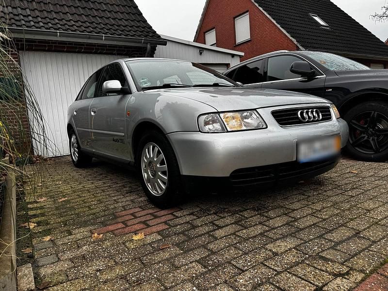 Gebraucht Audi A3 101 PS (74 kW) 2000 Silber Kleinwagen
