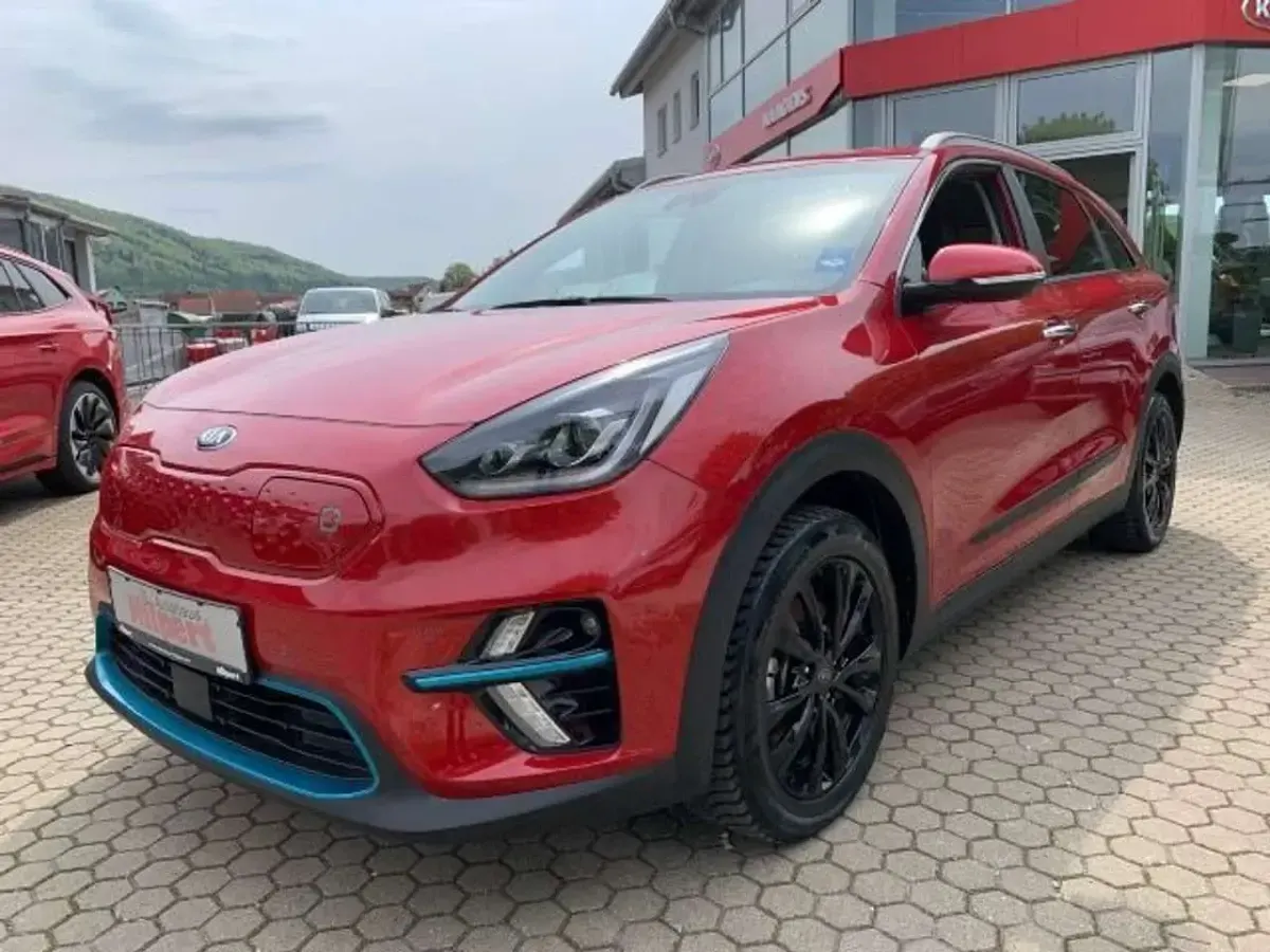 Gebraucht Kia e-Niro Spirit 150 kW (204 PS) 2021 (cr5) runway rot met SUV