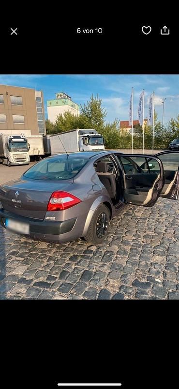 Gebraucht 2004 Renault Mégane II Limousine | 1.900 € - Bild 1/4
