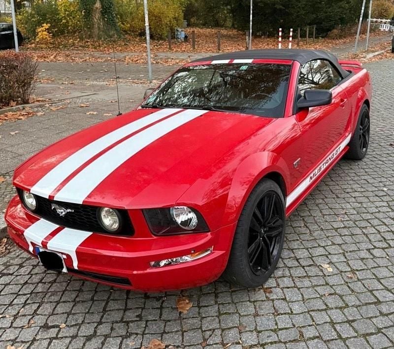 Gebraucht Ford Mustang GT 305 PS (224 kW) 2006 Rot Cabrio