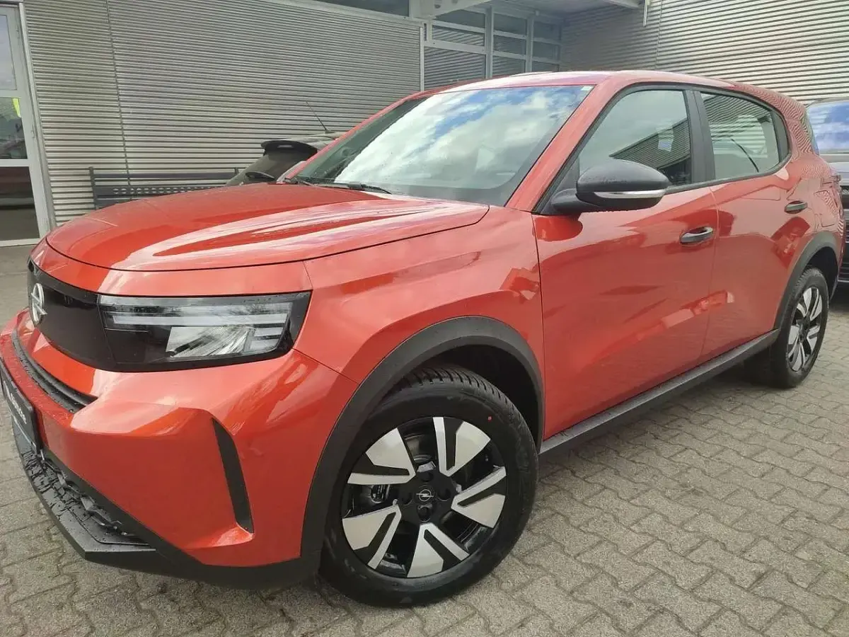 Neu Opel Frontera Edition 101 PS (74 kW) 2026 Lack graphit grau/typ aussenve SUV