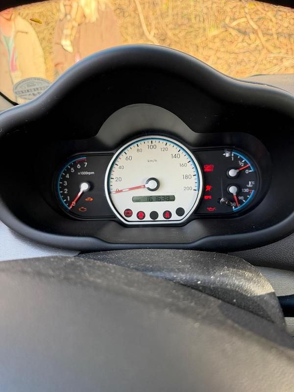 Gebraucht Hyundai i10 67 PS (49 kW) 2010 Schwarz Kleinwagen