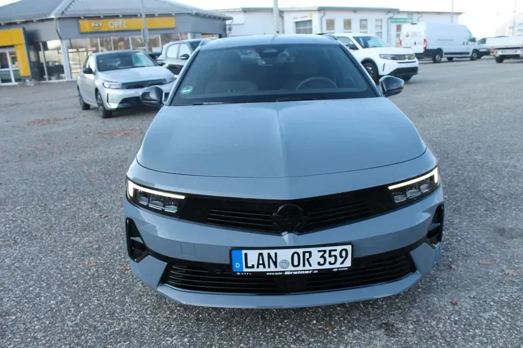 Gebraucht Opel Astra 145 PS (106 kW) 2025 Grau Kleinwagen