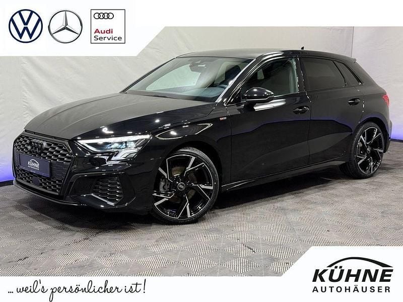 Schwarz, Gebraucht 2023 Audi A3 Sportback S-Line Limousine | 36.780 € (Teuer) - Bild 1/4