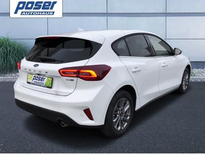 Gebraucht Ford Focus Style 125 PS (91 kW) 2023 Weiß Limousine