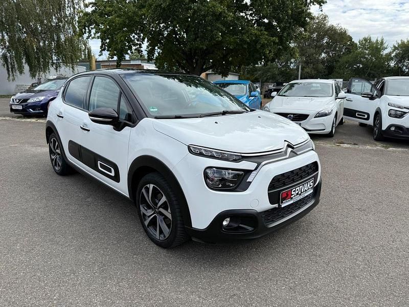 Weiß Gebraucht 2022 Citroën C3 Shine Kleinwagen | 13.499 € (Etwas zu teuer) - Bild 1/4