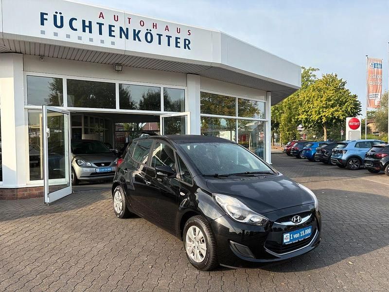 Schwarz Gebraucht 2012 Hyundai ix20 Kleinwagen | 7.800 € (Teuer) - Bild 1/4