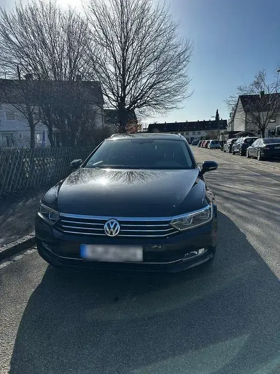 Gebraucht VW Passat Comfortline 150 PS (110 kW) 2015 Schwarz Kombi